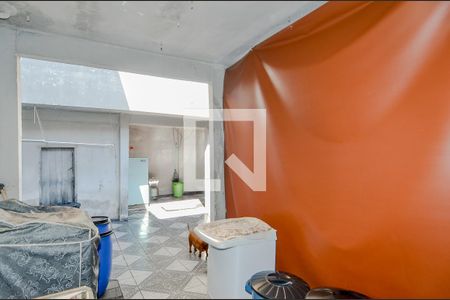 Casa à venda com 150m², 3 quartos e 4 vagasÁrea de Serviço