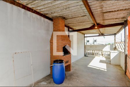 Casa à venda com 150m², 3 quartos e 4 vagasVaranda com Churrasqueira 