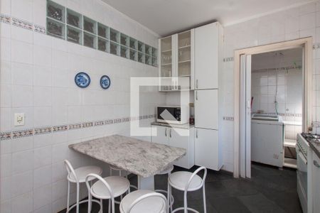 Apartamento para alugar com 130m², 3 quartos e 2 vagasCozinha