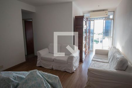 Sala de casa de condomínio à venda com 2 quartos, 70m² em Olaria, Rio de Janeiro