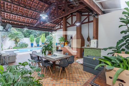 Casa à venda com 980m², 5 quartos e 9 vagasChurrasqueira