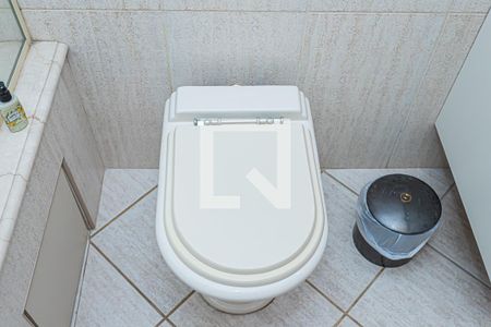 Casa à venda com 980m², 5 quartos e 9 vagasBanheiro Social