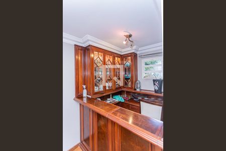 Casa à venda com 980m², 5 quartos e 9 vagasBar