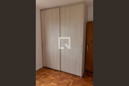 Apartamento à venda com 80m², 3 quartos e 1 vagaQuarto 1 - Armários