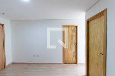 Sala/Cozinha de apartamento para alugar com 1 quarto, 30m² em Vila Paranagua, São Paulo
