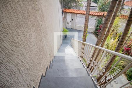 Casa à venda com 210m², 4 quartos e 5 vagasescada entrada