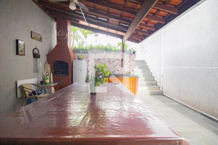 Casa à venda com 210m², 4 quartos e 5 vagasarea gourmet