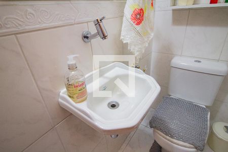 Casa à venda com 210m², 4 quartos e 5 vagaslavabo