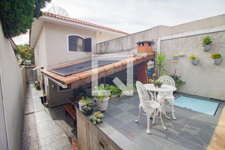 Casa à venda com 210m², 4 quartos e 5 vagaspiscina