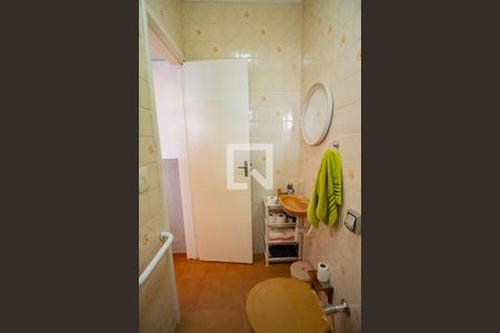 Casa à venda com 210m², 4 quartos e 5 vagasbanheiro de serviço