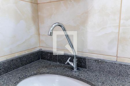 Apartamento para alugar com 42m², 1 quarto e sem vagaBanheiro - torneira