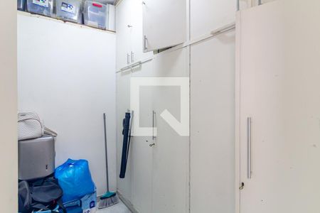 Apartamento à venda com 130m², 2 quartos e 1 vagaQuarto de Serviço