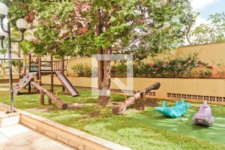 Apartamento à venda com 52m², 2 quartos e 1 vaga Apartamento à venda com 52m², 2 quartos e 1 vagaÁrea comum - Playground