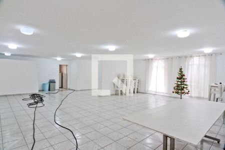 Apartamento à venda com 52m², 2 quartos e 1 vaga Apartamento à venda com 52m², 2 quartos e 1 vagaÁrea comum - Salão de festas