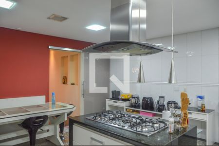 Apartamento à venda com 242m², 4 quartos e 4 vagas Apartamento à venda com 242m², 4 quartos e 4 vagasCozinha