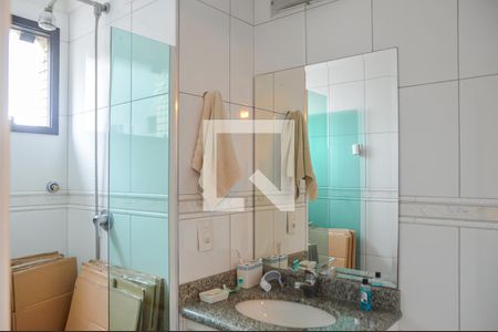 Apartamento à venda com 242m², 4 quartos e 4 vagas Apartamento à venda com 242m², 4 quartos e 4 vagasBanheiro da Suíte 4