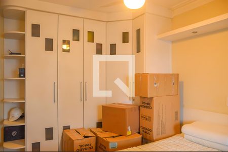 Apartamento à venda com 242m², 4 quartos e 4 vagas Apartamento à venda com 242m², 4 quartos e 4 vagasQuarto 4 - Suíte