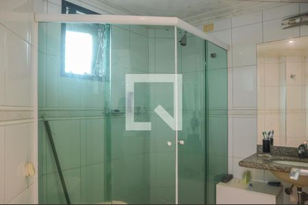 Apartamento à venda com 242m², 4 quartos e 4 vagas Apartamento à venda com 242m², 4 quartos e 4 vagasBanheiro da Suíte