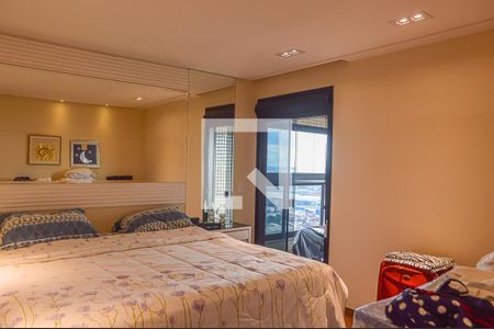 Apartamento à venda com 242m², 4 quartos e 4 vagas Apartamento à venda com 242m², 4 quartos e 4 vagasQuarto 3 - Suíte