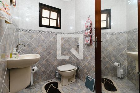 Casa à venda com 139m², 3 quartos e 2 vagasLavabo