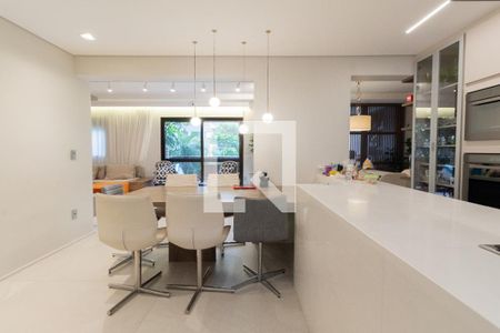 Apartamento à venda com 178m², 3 quartos e 3 vagas Apartamento à venda com 178m², 3 quartos e 3 vagasCozinha