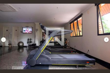 Apartamento à venda com 178m², 3 quartos e 3 vagas Apartamento à venda com 178m², 3 quartos e 3 vagasAcademia