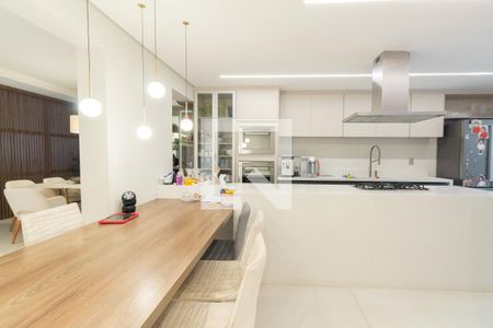 Apartamento à venda com 178m², 3 quartos e 3 vagas Apartamento à venda com 178m², 3 quartos e 3 vagasCozinha