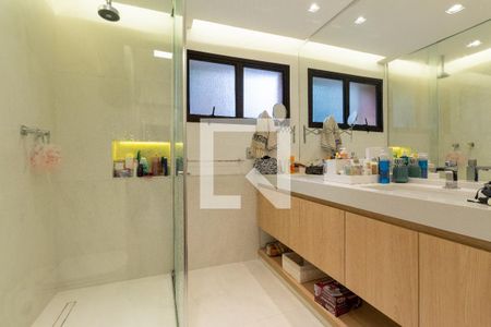 Apartamento à venda com 178m², 3 quartos e 3 vagas Apartamento à venda com 178m², 3 quartos e 3 vagasSuíte 3 - banheiro
