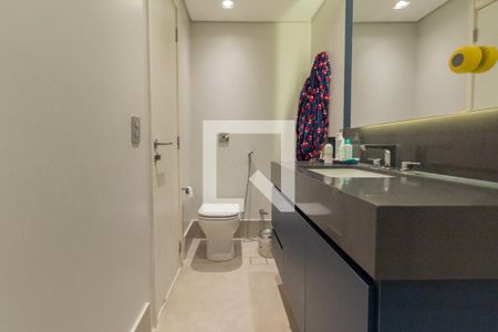Apartamento à venda com 178m², 3 quartos e 3 vagas Apartamento à venda com 178m², 3 quartos e 3 vagasSuíte 1 - banheiro