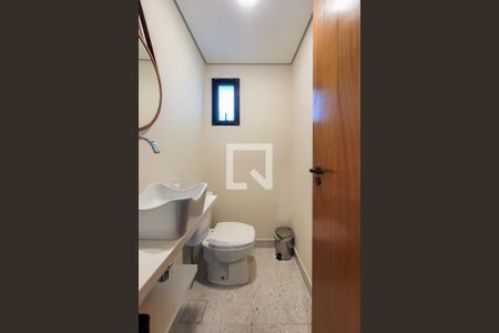 Apartamento à venda com 186m², 4 quartos e 3 vagas Apartamento à venda com 186m², 4 quartos e 3 vagasLavabo