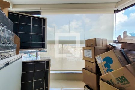 Apartamento à venda com 186m², 4 quartos e 3 vagas Apartamento à venda com 186m², 4 quartos e 3 vagasVaranda da Suíte 2