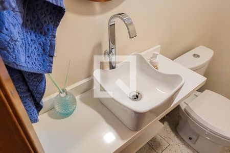 Apartamento à venda com 186m², 4 quartos e 3 vagas Apartamento à venda com 186m², 4 quartos e 3 vagasLavabo