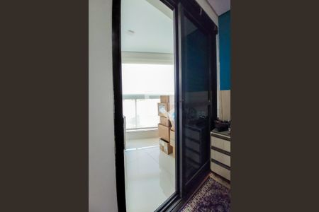 Apartamento à venda com 186m², 4 quartos e 3 vagas Apartamento à venda com 186m², 4 quartos e 3 vagasVista da Suíte 2