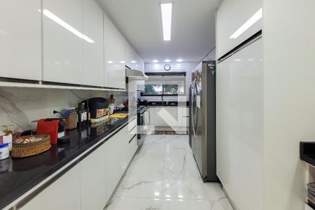 Apartamento à venda com 186m², 4 quartos e 3 vagas Apartamento à venda com 186m², 4 quartos e 3 vagasCozinha