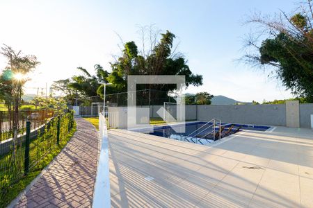 Apartamento para alugar com 42m², 2 quartos e 1 vaga Apartamento para alugar com 42m², 2 quartos e 1 vagaÁrea comum - Piscina