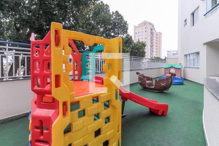 Apartamento à venda com 58m², 2 quartos e 2 vagas Apartamento à venda com 58m², 2 quartos e 2 vagasÁrea Comum - Playground