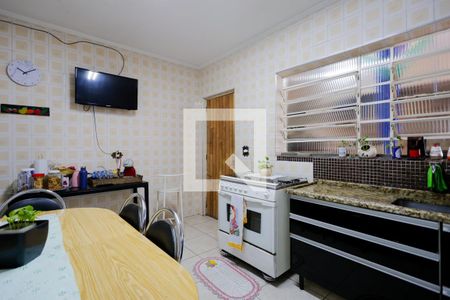 Casa à venda com 180m², 3 quartos e 3 vagas Casa à venda com 180m², 3 quartos e 3 vagasCozinha