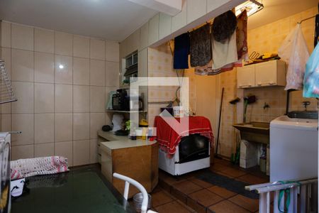 Casa à venda com 180m², 3 quartos e 3 vagas Casa à venda com 180m², 3 quartos e 3 vagasÁrea de serviço