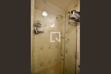 Apartamento à venda com 225m², 4 quartos e 2 vagas Apartamento à venda com 225m², 4 quartos e 2 vagasBanheiro