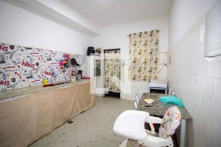 Casa à venda com 200m², 3 quartos e 2 vagas Casa à venda com 200m², 3 quartos e 2 vagasCozinha