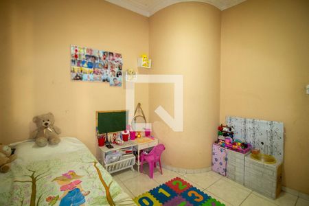 Casa à venda com 200m², 3 quartos e 2 vagas Casa à venda com 200m², 3 quartos e 2 vagasQuarto 3