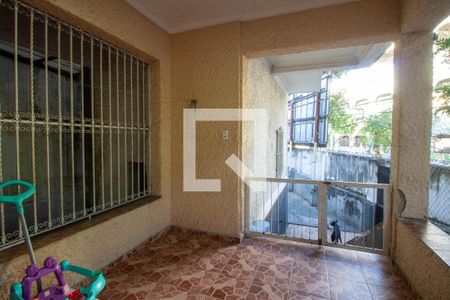 Casa à venda com 200m², 3 quartos e 2 vagas Casa à venda com 200m², 3 quartos e 2 vagasVaranda da Sala