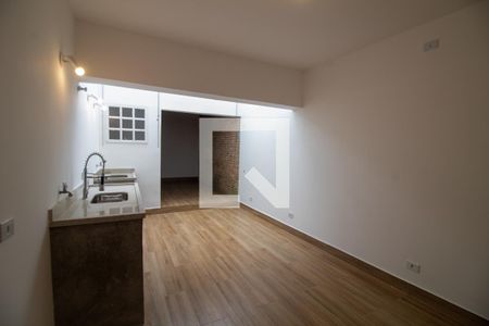 Casa para alugar com 120m², 2 quartos e 1 vaga Casa para alugar com 120m², 2 quartos e 1 vagaSala de Jantar - Cozinha