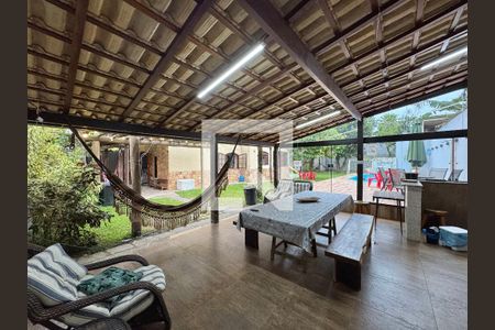 Casa de condomínio à venda com 660m², 6 quartos e 5 vagasÁrea externa