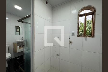 Casa de condomínio à venda com 660m², 6 quartos e 5 vagasBanheiro