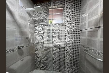 Casa de condomínio à venda com 660m², 6 quartos e 5 vagasBanheiro Social