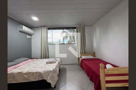Casa de condomínio à venda com 660m², 6 quartos e 5 vagasQuarto 4