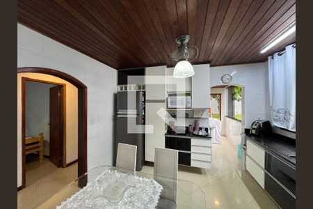 Casa de condomínio à venda com 660m², 6 quartos e 5 vagasCozinha