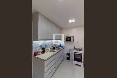 Apartamento à venda com 121m², 3 quartos e sem vaga Apartamento à venda com 121m², 3 quartos e sem vagaCozinha