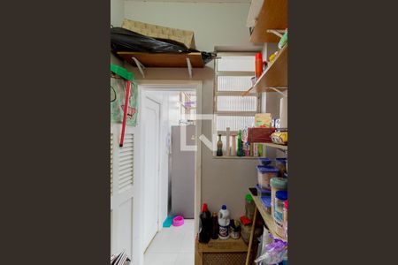 Apartamento à venda com 121m², 3 quartos e sem vaga Apartamento à venda com 121m², 3 quartos e sem vagaQuarto de Serviço